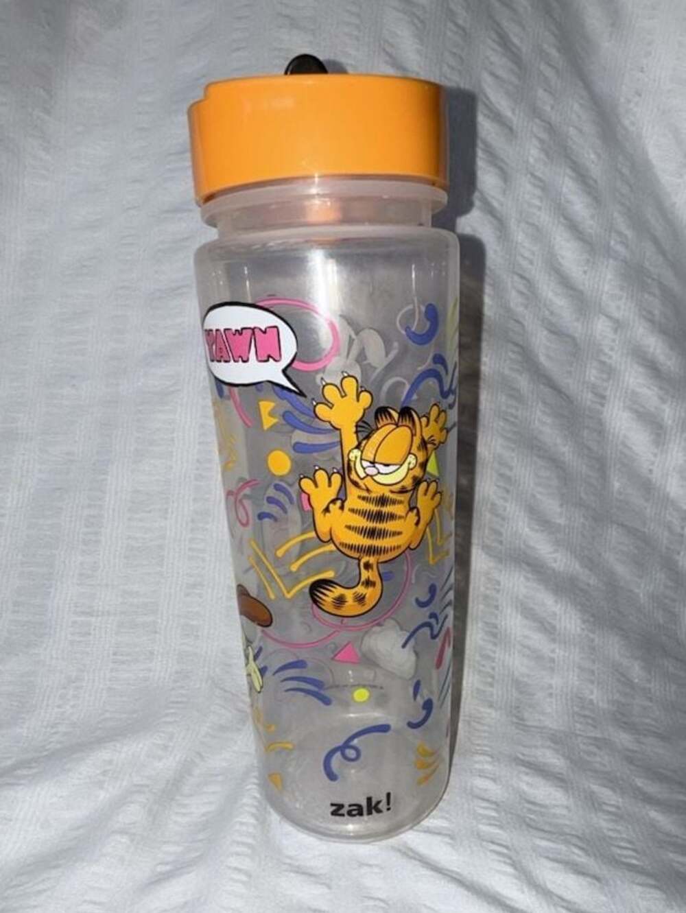 Zak Designs Garfield Yawn Graphic Plastic Water Bottle